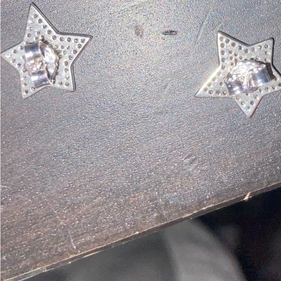 Pandora Earrings - Picture 3 of 5